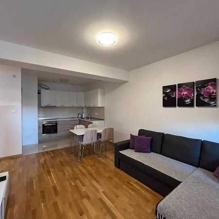 Apartman Lukana บันยาลูกา ภายนอก รูปภาพ