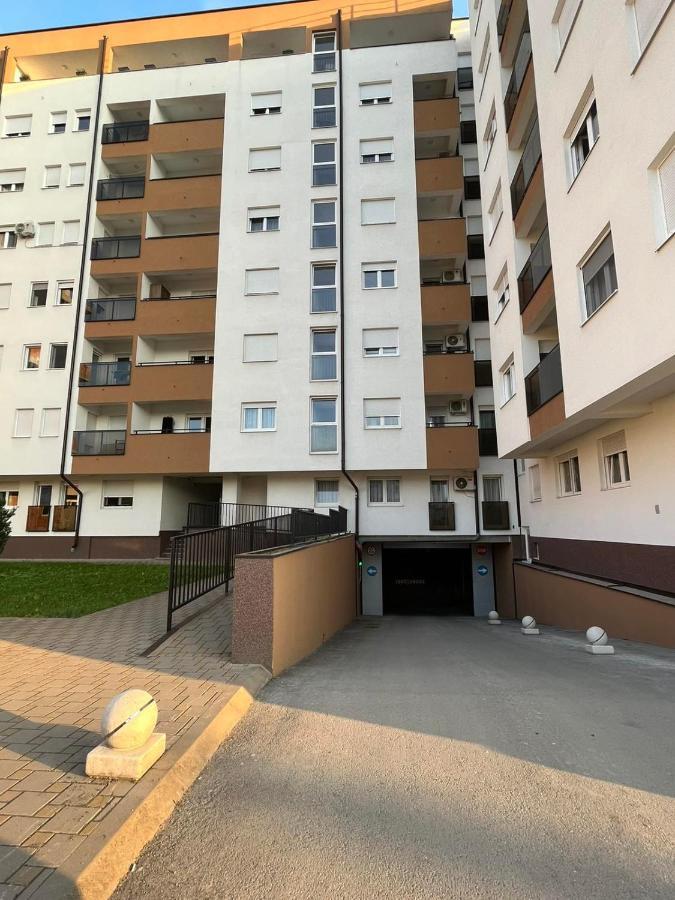 Apartman Lukana บันยาลูกา ภายนอก รูปภาพ